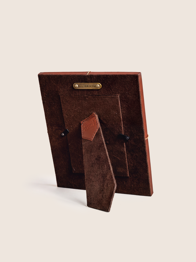 Pulcher Waxy Leather Photo Frame - Burgundy