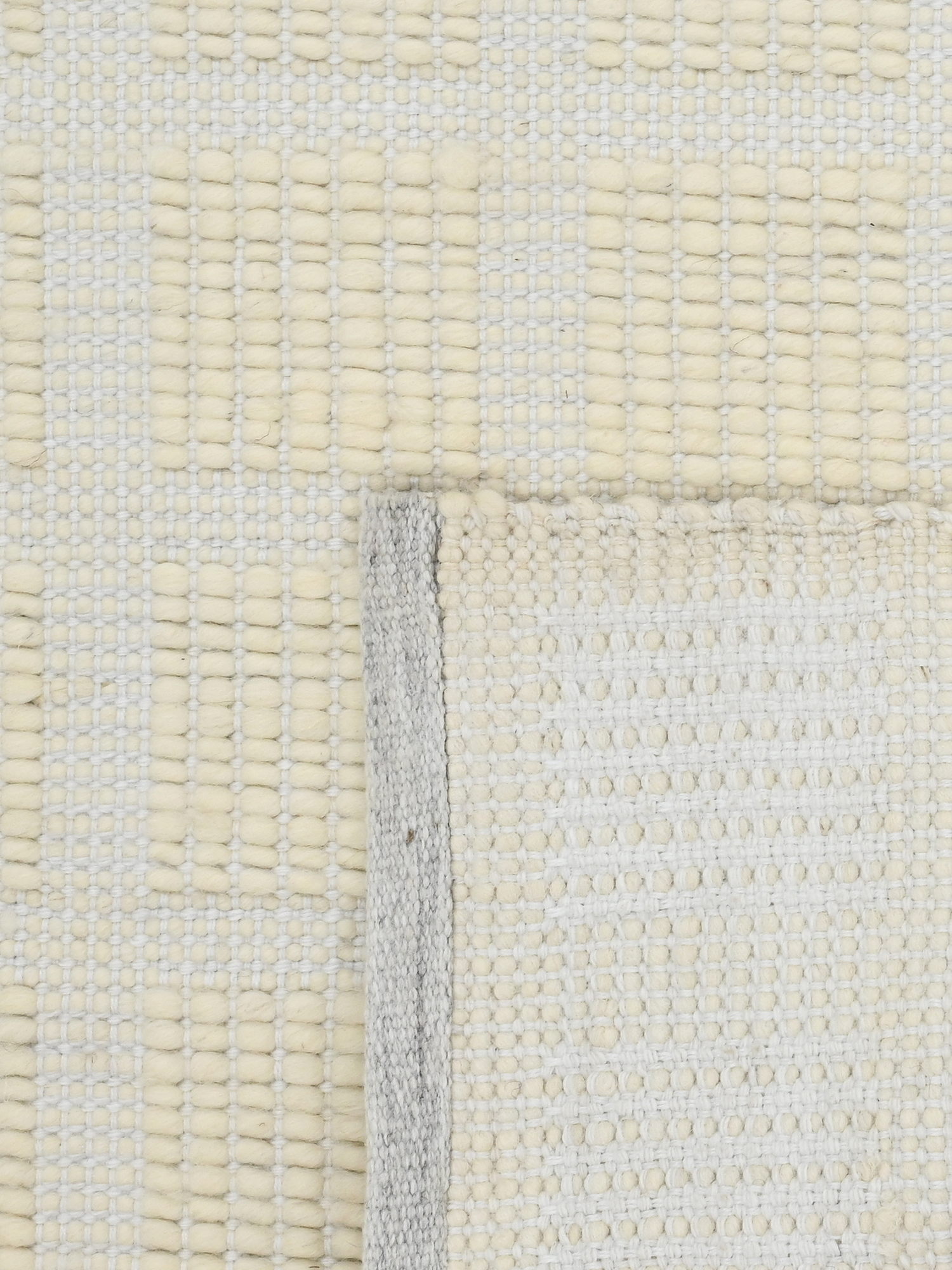 Zahaan Hand-woven Wool Rug