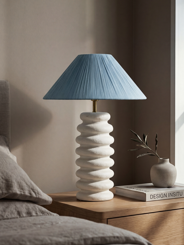Luisa Raffia Lampshade with Sora Paper Mache Base