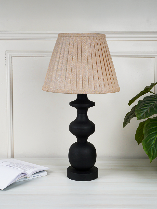 Mira Black Metal Table Lamp