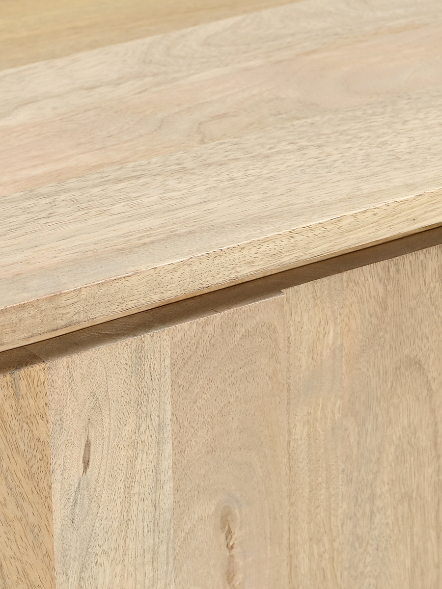 Soft-Edged Surface, Natural Tone