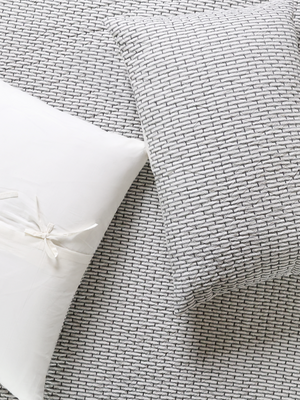 Juan Bedspread Set