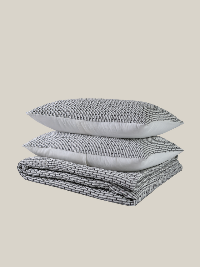 Juan Bedspread Set