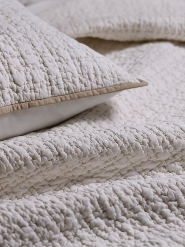Freddie Bedspread Set