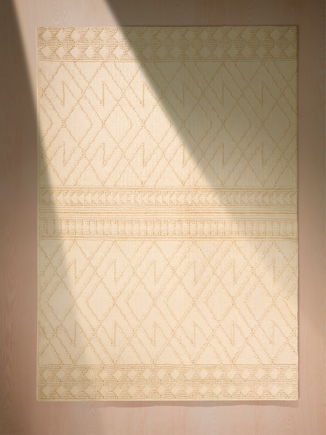 Aubrey Hand-woven Jute Rug