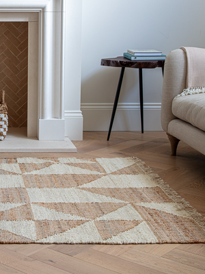 Monet Hand-woven Jute Cotton Geometric Rug - Beige