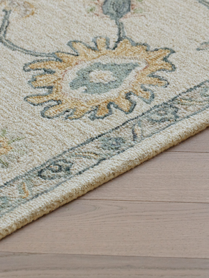 Zahana Hand-tufted Wool Persian Rug - Multi
