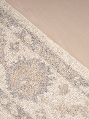 Mia Hand-tufted Wool Persian Rug - Beige