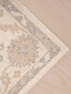 Mia Hand-tufted Wool Persian Rug - Beige