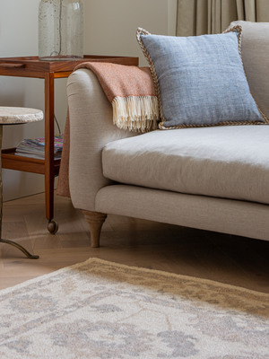 Mia Hand-tufted Wool Persian Rug - Beige
