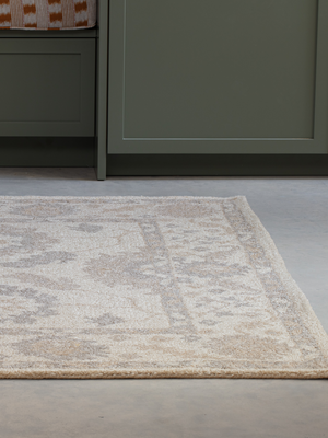 Mia Hand-tufted Wool Persian Rug - Beige