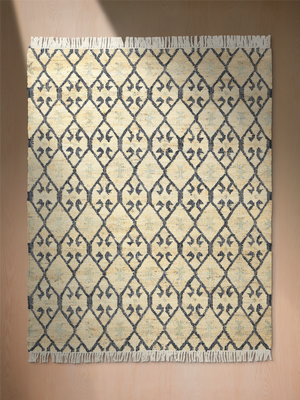 Stella Hand-woven Jute Kilim Rug - Beige