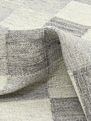 Lykke Hand-woven Wool Kilim Rug - Grey