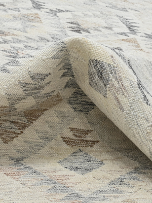 Freja Hand-woven Wool Kilim Rug - Cream