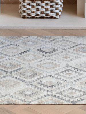 Freja Hand-woven Wool Kilim Rug - Cream