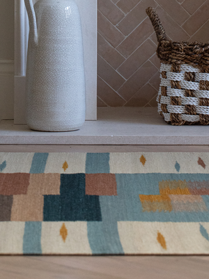 Marlo Hand-woven Wool Kilim Rug - Multi