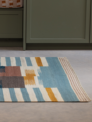 Marlo Hand-woven Wool Kilim Rug - Multi