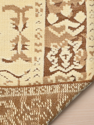 Uzma Hand-knotted Wool Persian Rug - Beige