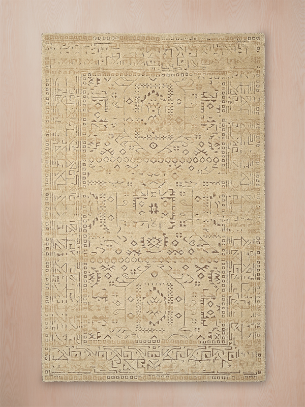 Srija Hand-knotted Wool Persian Rug - Beige