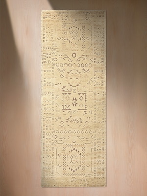 Srija Hand-knotted Wool Persian Rug - Beige