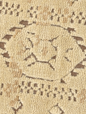 Srija Hand-knotted Wool Persian Rug - Beige
