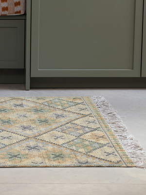 Maris Hand-woven Jute Kilim Rug - Beige