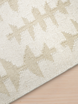 Amreen Hand-woven Wool Rug