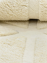 Niyab Hand-tufted Wool Rug