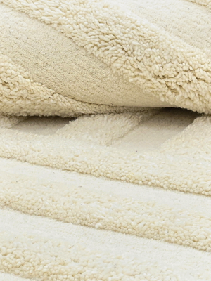 Fiza Hand-tufted Wool Geometric Rug - Ivory