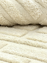 Lara Hand-tufted Wool Rug