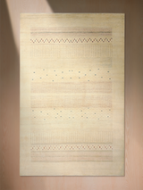 Dreamy Aura Heritage Hand-knotted Wool Rug
