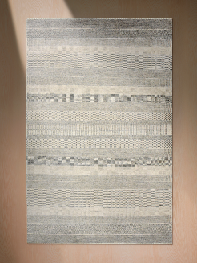 Ophelia Heritage Hand-knotted Wool Rug