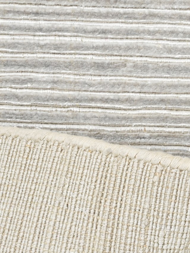 Isabella Handloom Banana Silk Rug