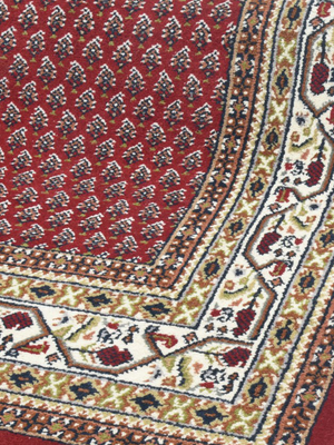 Nazm Hand-knotted Wool Persian Rug - Red