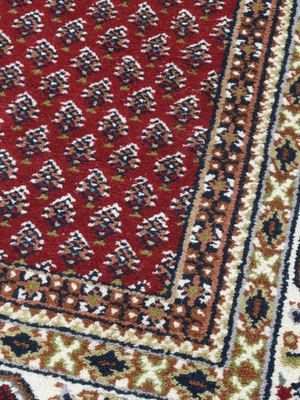 Nazm Hand-knotted Wool Persian Rug - Red