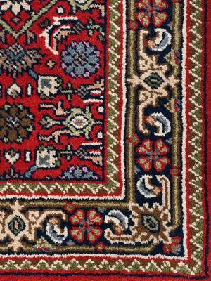 Vaari Hand-knotted Wool Persian Rug - Red