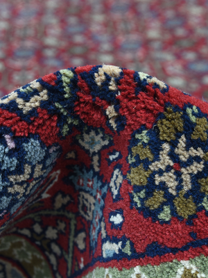 Vaari Hand-knotted Wool Persian Rug - Red