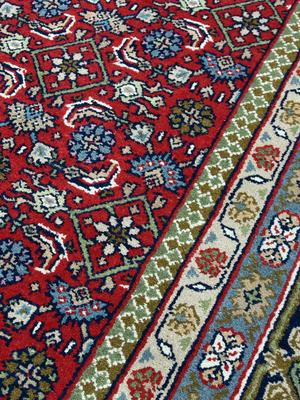 Vaari Hand-knotted Wool Persian Rug - Red