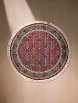 Vaari Round Hand-knotted Wool Rug