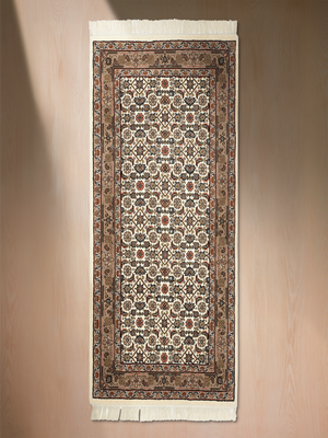 Zaya Hand-knotted Wool Persian Rug - Beige