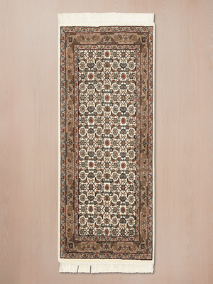 Zaya Hand-knotted Wool Persian Rug - Beige