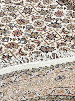 Zaya Round Hand-knotted Wool Persian Rug - Beige