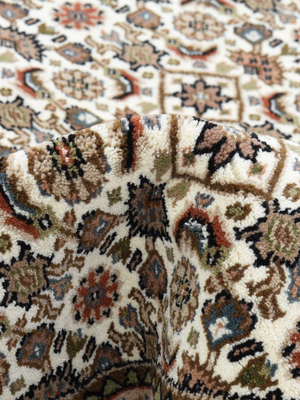 Zaya Round Hand-knotted Wool Persian Rug - Beige