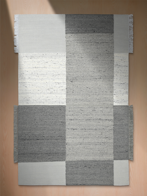 Neer Hand-woven Wool Geometric Rug - Grey