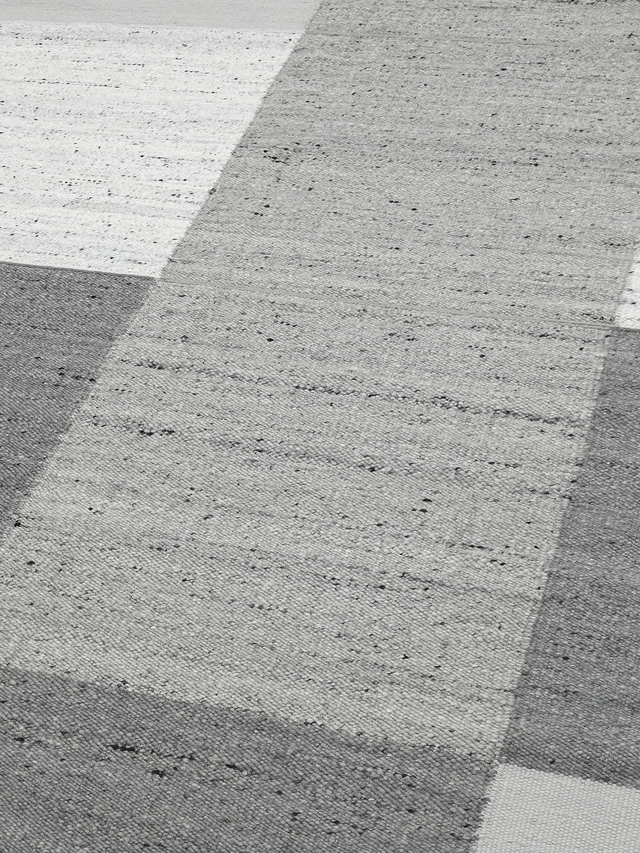 Neer Hand-woven Wool Rug