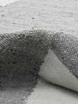 Neer Hand-woven Wool Rug