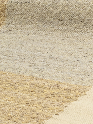 Aren Hand-Woven Wool Geometric Rug - Beige