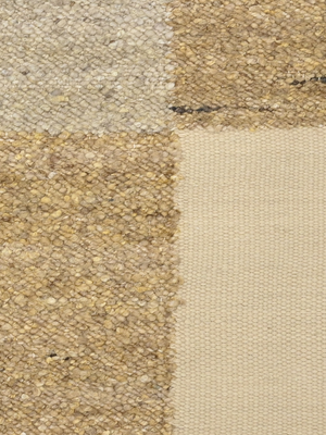 Aren Hand-Woven Wool Geometric Rug - Beige