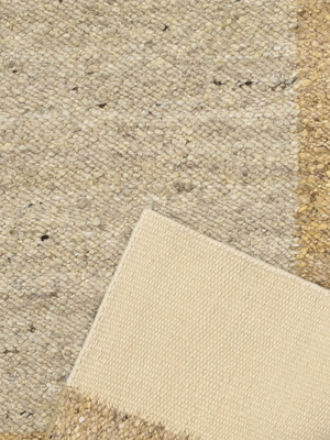 Aren Hand-Woven Wool Geometric Rug - Beige