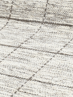 Aabid Hand-woven Wool Geometric Rug - Beige